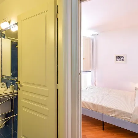 Gorgeous In Apartment